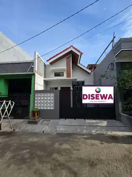 Rumah baru estetik deket Golden city