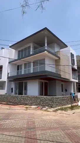 Dijual Rumah Baru Taman Surya5 ( 512,5 x14,16 m)
