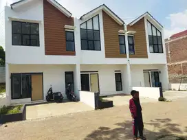 Rumah strategis Sindanglaya kodya bandung 200 meter jl ah nasution