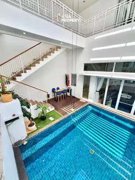 Rumah 3 Lantai di Cilandak, Jakarta Selatan