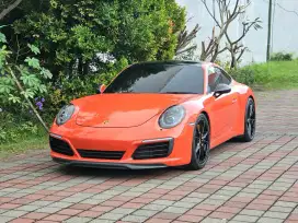 PORSCHE 911 CARRERA S 991. 2 MODEL TAHUN 2016 ODO 14RBU LAVA ORANGE