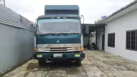 Dumptruck Dump truck Damtruk Dam truk Mistsubishi Fuso