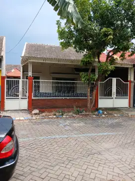 Rumah Dijual siap huni Lt 233 m²