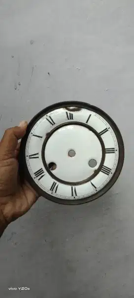 Plat dial jam RA antik