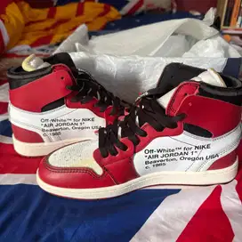 [ORIGINAL] Sneakers Nike Air Jordan 1 Retro High Off-White Chicago
