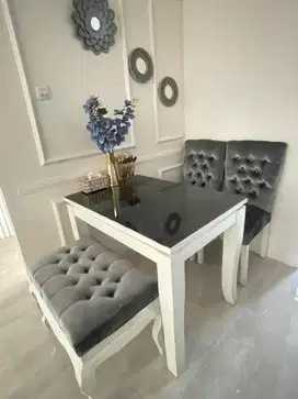 Meja makan set kursi cantik minimalis
