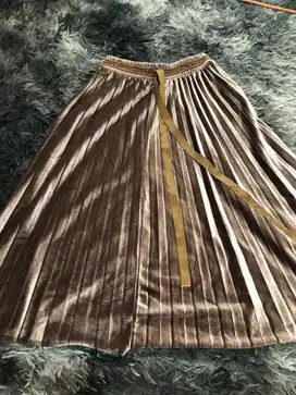 Rok wanita baru