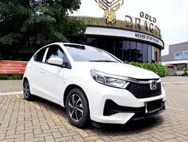 HONDA BRIO E FACELIFT AT 2023 KM ANTIK MOBIL TERAWAT SIAP PAKAI