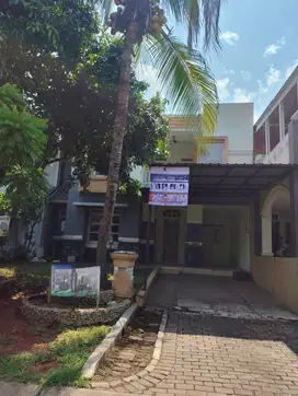 SV. Di Jual Cepat Rumah Kota Wisata Siap Huni 2 lantai dalam Cluster
