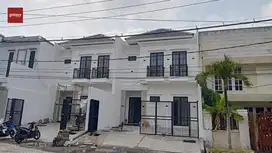 RUMAH BARU GRESS RAYA SUTOREJO DEKAT RAYA MULYOSARI LOKASI FAVORIT