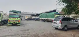 Gudang Murah Raya Trosobo Sidoarjo Komersial area dilalui kontainer