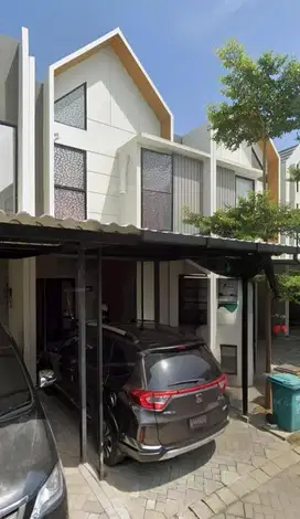 Disewakan rumah EASTERN PARK Siap Huni