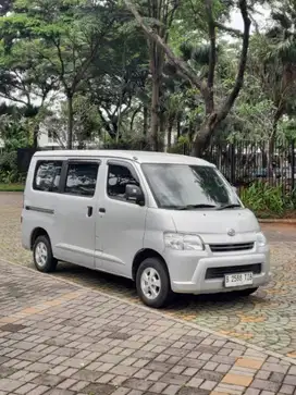 LOW KM 61rb!! Daihatsu Gran max AC PS Manual 2019 - Silver