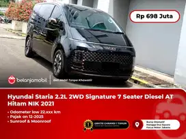 [ LOW KM ] Hyundai Staria 2.2L 2WD Signature 7 AT Hitam 2021 2022