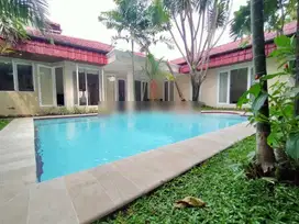 Rumah Cantik Didalam Compund Area Cipete