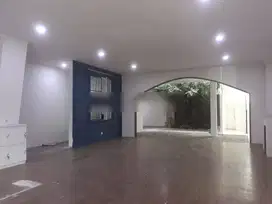 Rumah Bagus Area Kebayoran Baru
