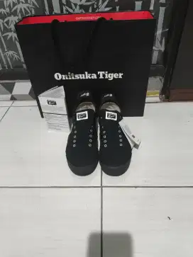 Dijual sepatu onitsuka tiger mexico 66 slip-on original