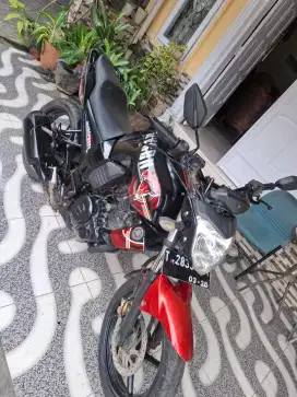 Yamaha Byson Red