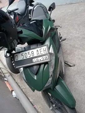 Dijual motor Honda beat deluxe 2023 km 10rb an mulus