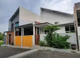 Di jual Cepat Rumah Semi Furnish di Pandanwangi