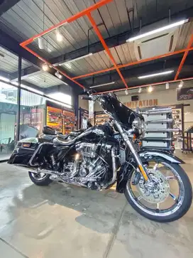 2012 Harley Davidson Street Glide CVO