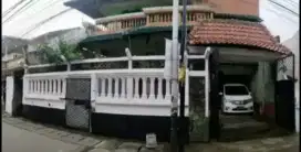 Di Jual Rumah kost luas di Kebon baru
