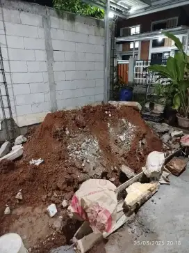 Tanah dan Puing