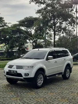 Mitsubishi Pajero Exceed AT 2011