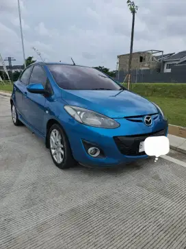 DIJUAL MAZDA 2 SPORT 2012