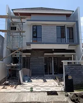 Langsung dibeli yuk rumahnya cuma 1 unit rumah selangkah galaxy mall