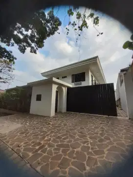 Murah dijual cepat rumah mewah telaga bodas raya candisari siap huni