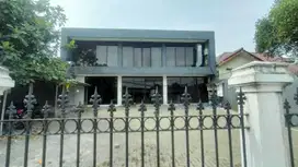 Dijual Bangunan 2 Lantai Strategis di Jl Veteran Raya Jakarta Selatan