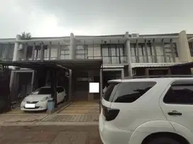Rumah 2 Lantai di Golden Park Serpong Harga Nego Bebas Banjir J-19936