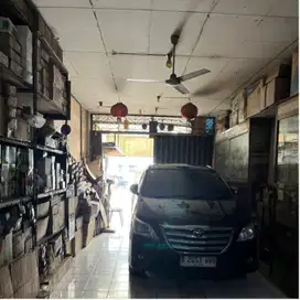 Ruko 3,5 Lantai di pinggir jalan raya  ukuran 4,25x23