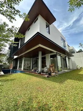 Rumah Baru Desain Modern Tropical di Kemang Jakarta Selatan
