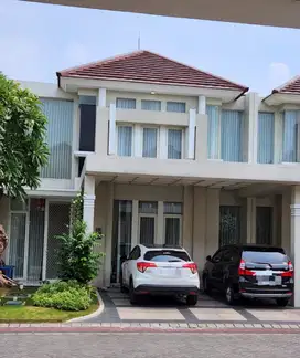 Siap huni . Rumah di Grand Pakuwon Tandes