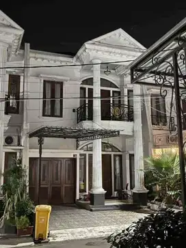 Rumah rapi siap huni dalam cluster di Jagakarsa Jaksel