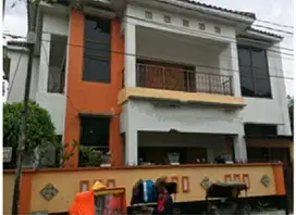 Dijual Cepat Rumah Strategis di JatiwaringinBekasi