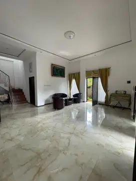 NIRWANA EXECUTIVE siap pakai Plafon Tinggi