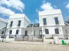 RUMAH BARU LANTAI 2 DESIGN EROPA DEKAT PUSAT KOTA JEMBER