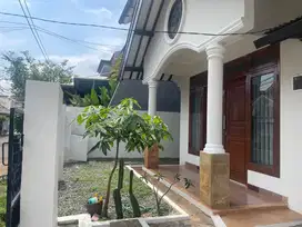 rumah Sektor 3 Bintaro jaya dijual Luas Tanah 180m2