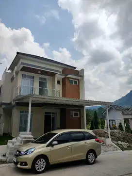 rumah baru siap huni view bagus