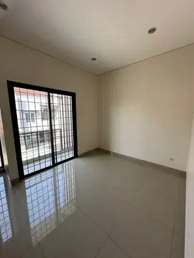 Dijual Rumah Minumalis Siap Huni Di Kelapa Lilin Kelapa Gading
