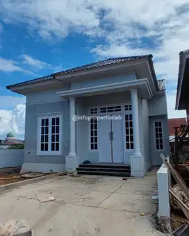 RUMAH DIJUAL DEKAT PASAR ALMAHIRA