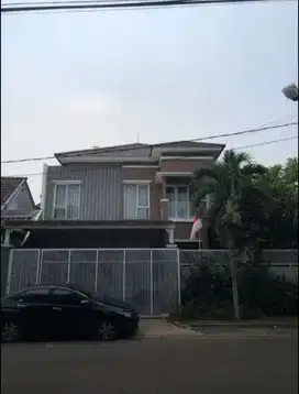 di jual rumah full furnished angrek loka BSD