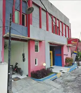 Rumah 3 Lantai Semi Furnish di Gajah Mungkur Semarang