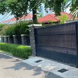 Dijual rumah siap huni Kemang Jakarta Selatan