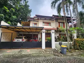 Dijual rumah di Bintaro Jaya sektor 1 Tangerang Selatan