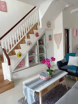 Rumah 2 lantai Galuh Mas 4 Kamar di Cluster Courtyard, Karawang Barat