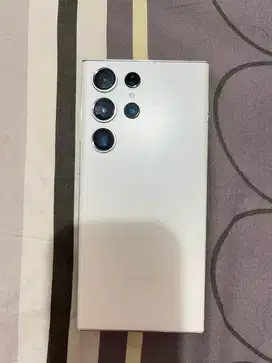 S23 Ultra 12/256 GB